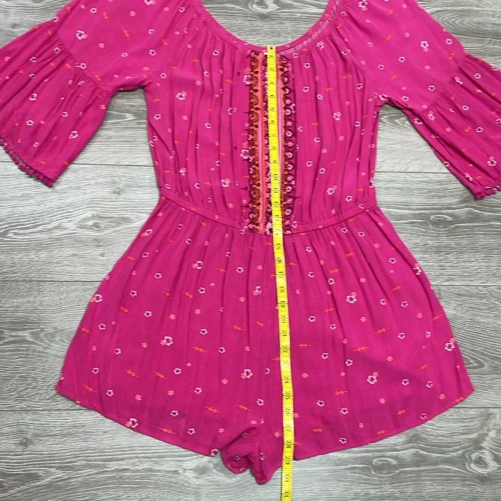 NWOT Mudd Boho Pink 3/4 Bell Sleeve Romper PomPom Detail XXL